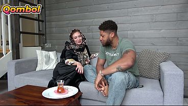 Big Ass Muslim Stepmom Fucks BBC Stepson